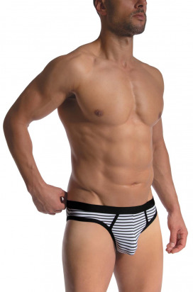 RED2475 Retrobrief