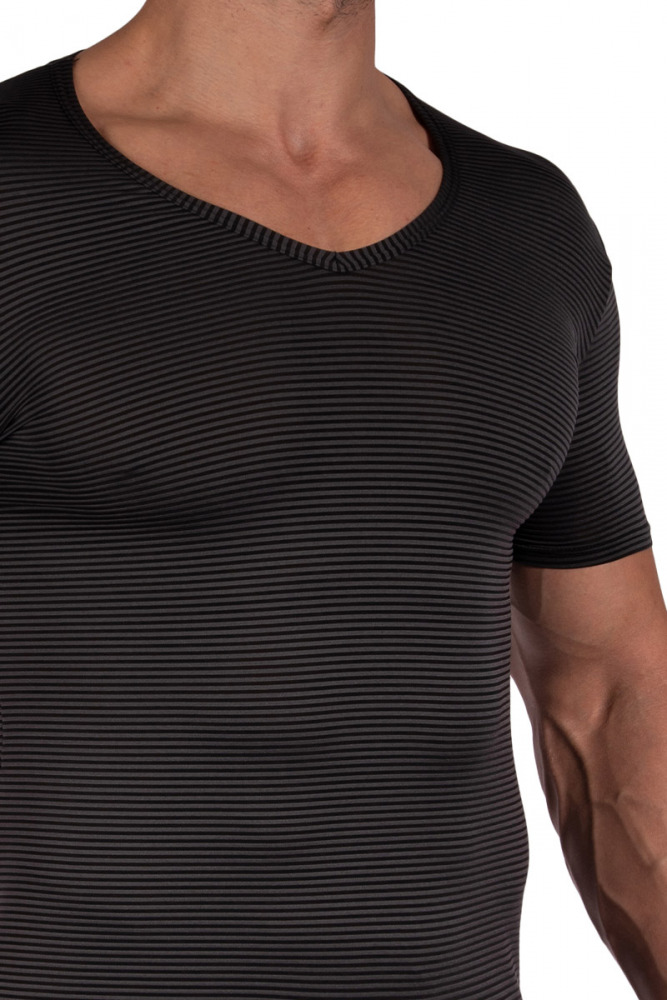 RED2384 V-Neck low